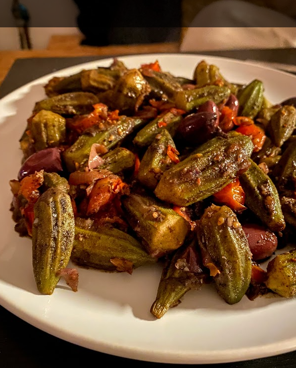 Okra, kalamata & spiced tomato sauce